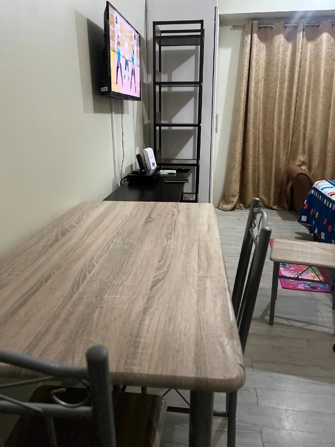 Staycation Condo With Pool Near Sm Tungko, Bulacan Tunkong Mangga エクステリア 写真